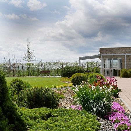 Hotel Harmony Medical & Wellness-Free Parking, 1,8Km From The Center 크로메르지 외부 사진