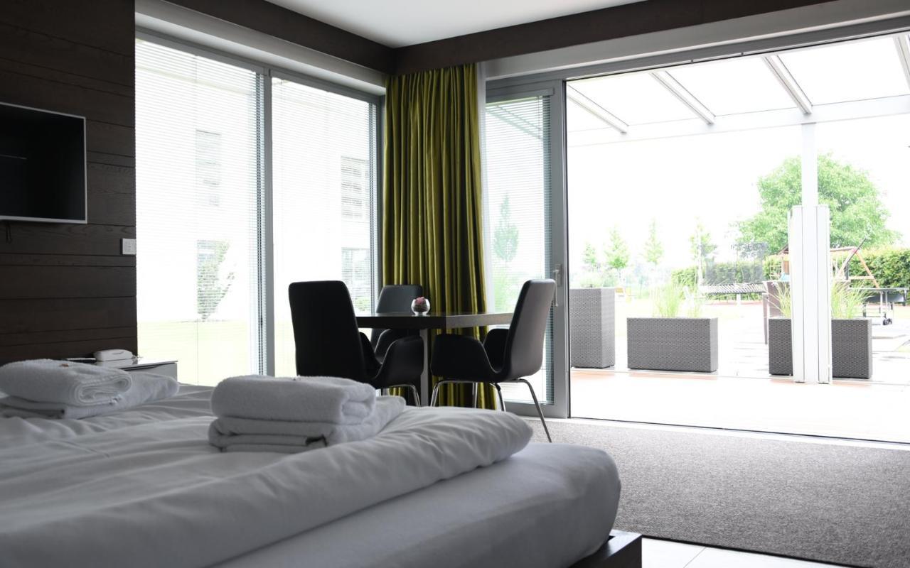 Hotel Harmony Medical & Wellness-Free Parking, 1,8Km From The Center 크로메르지 외부 사진