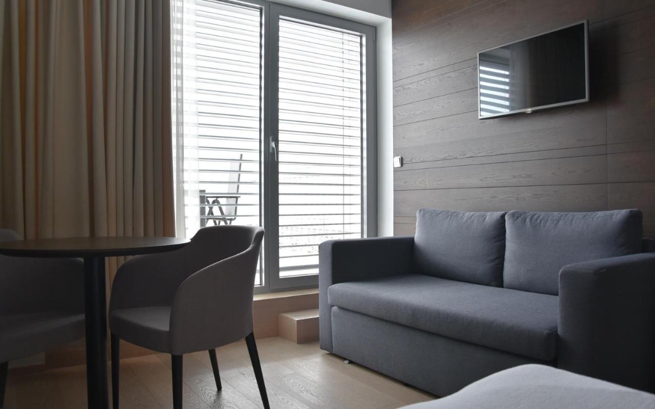 Hotel Harmony Medical & Wellness-Free Parking, 1,8Km From The Center 크로메르지 외부 사진